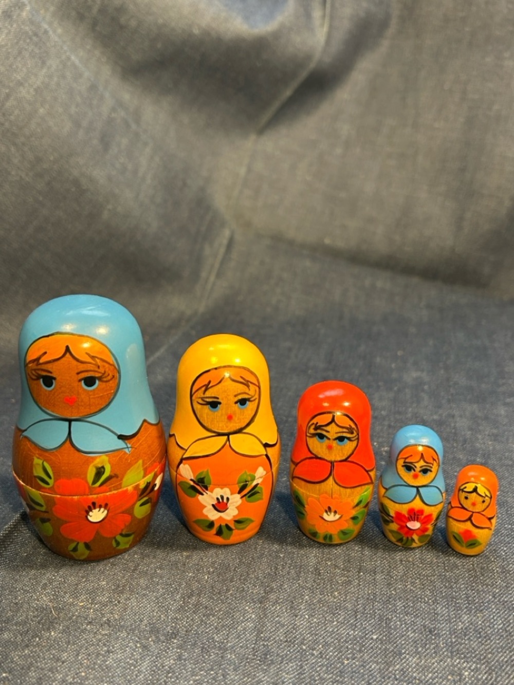Nesting dolls vintage